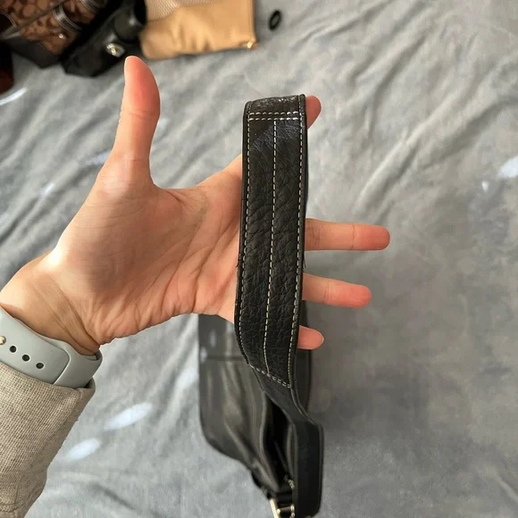 Coach F15065 East West Black Leather Shoulder Bag - Picture 7 of 7